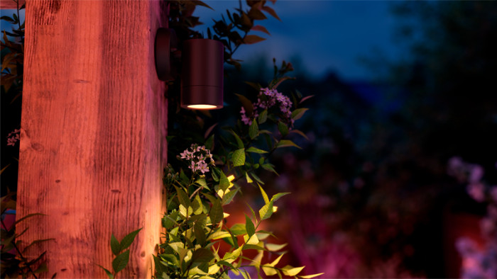 Philips-Hue-Outdoor-Leuchte Struana (Bild: Signify)